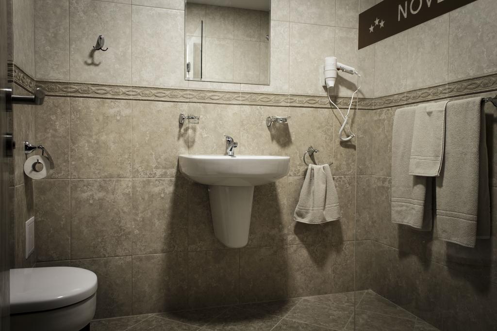 Hotel Nove Svishtov Quarto foto